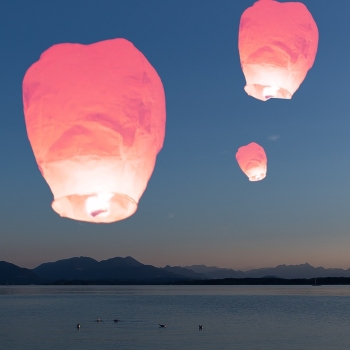 Sky lanterns - square